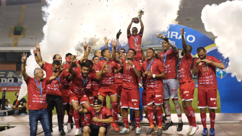 Vila Nova-GO vence o Remo e conquista o tri-campeonato da Série C.