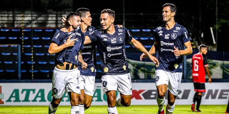 Remo vence o Brasil-RS e conquista a primeira vitória na Série B 2021.