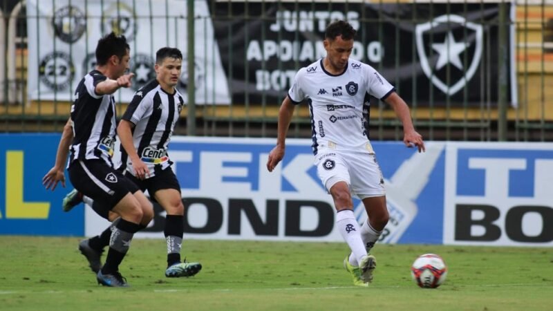 Botafogo domina e goleia o Remo pela Série B.