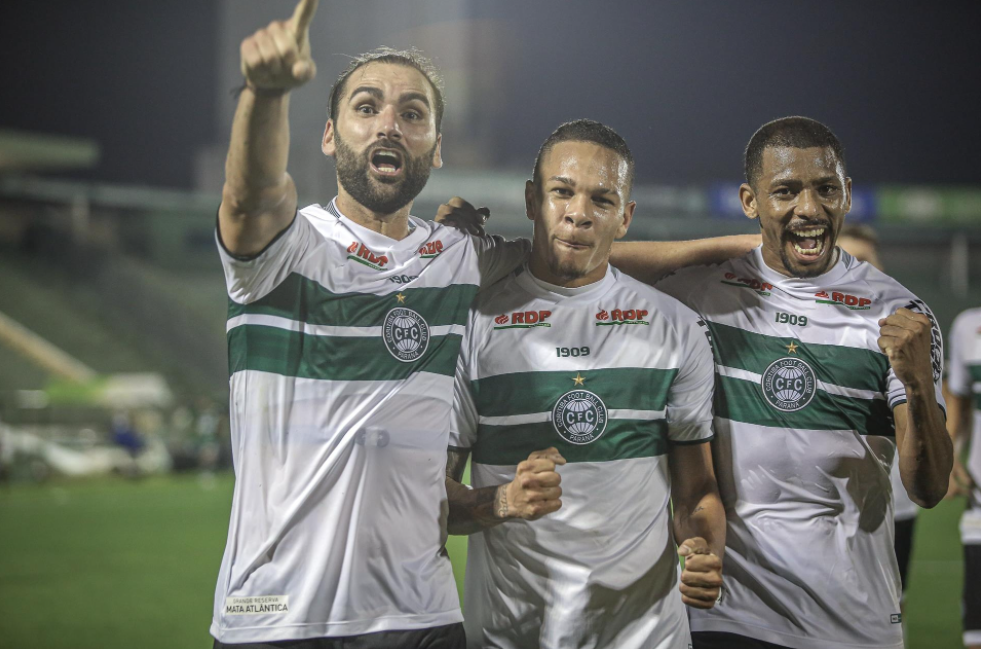 Remo perde para o Coritiba e pode ser lanterna da Série B 2021.