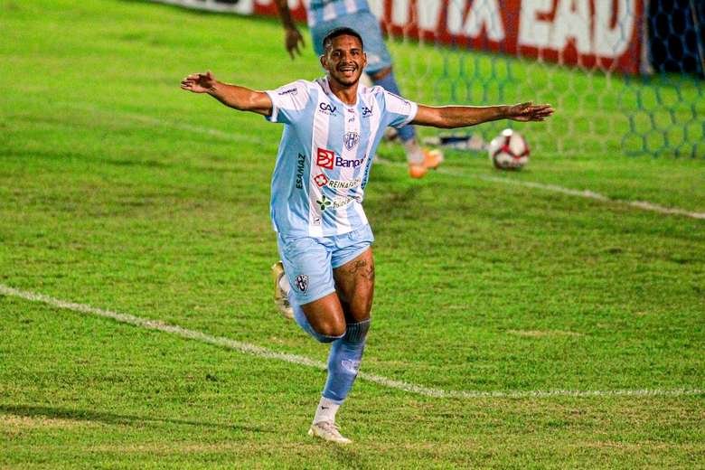 Paysandu joga mal, empata com o Altos-PI e segue sem vencer na Curuzu.