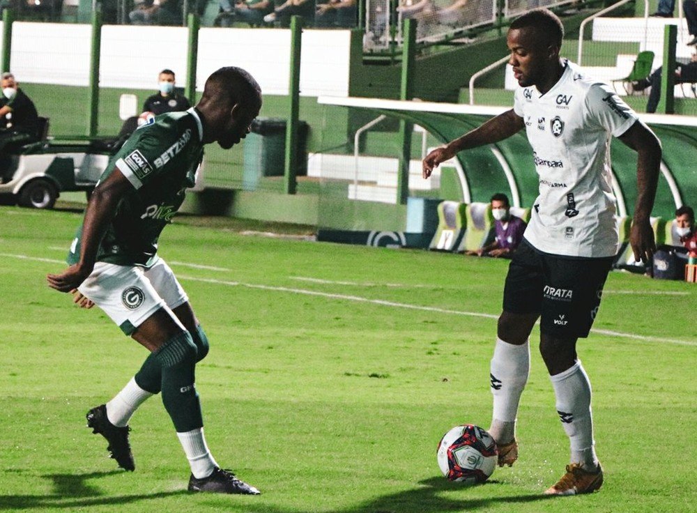Remo arranca empate com o Goiás fora de casa.