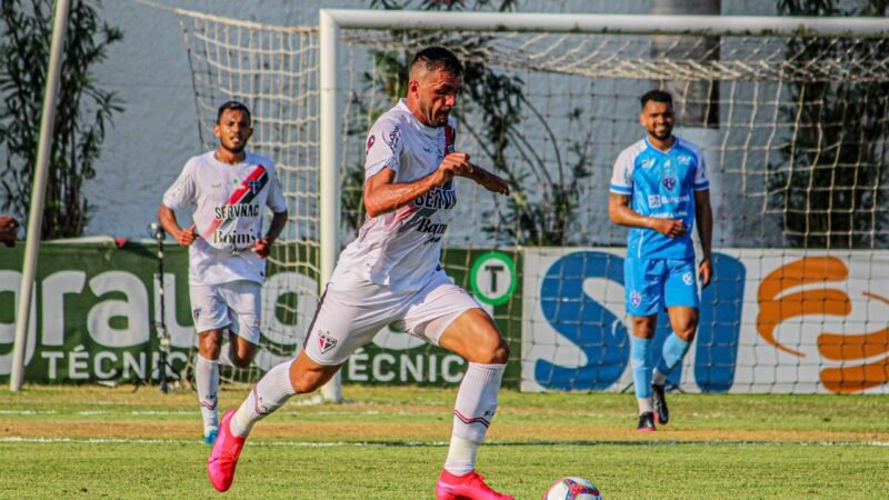 Paysandu é goleado pelo Ferroviário-CE e perde a chance de ser líder.
