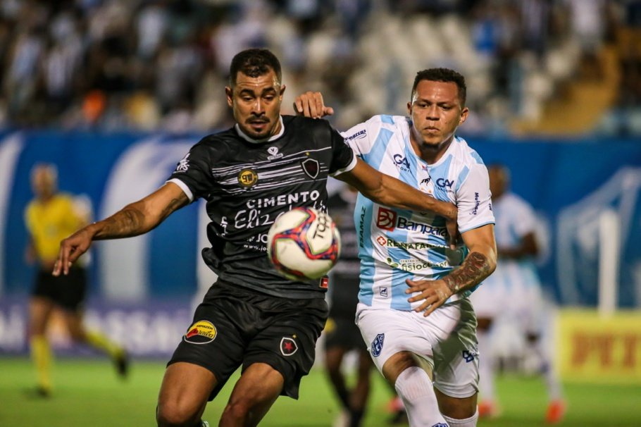 Na volta da Fiel, Paysandu não sai do zero contra o Botafogo-PB.