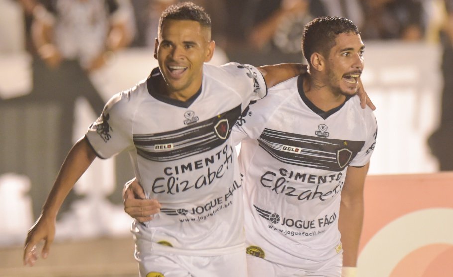 Paysandu é derrotado pelo Botafogo-PB e não tem mais chances de acesso.