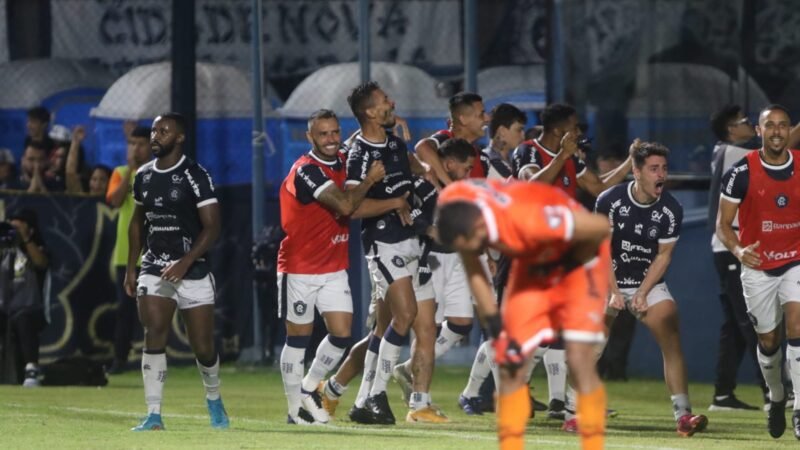 Remo vence o Ferroviário e volta ao G8 da Série C.