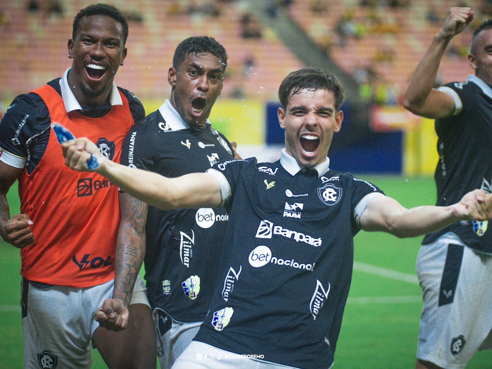 Remo arranca empate heróico e garante vaga na semifinal da Copa Verde.